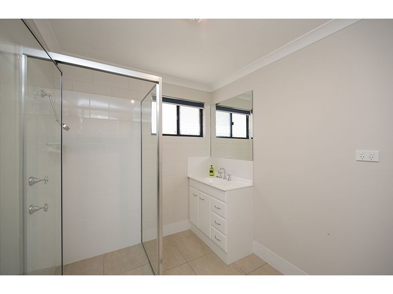 12 Maraboon Court, Clinton QLD 4680