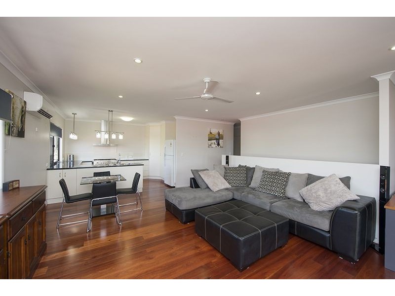 12 Maraboon Court, Clinton QLD 4680
