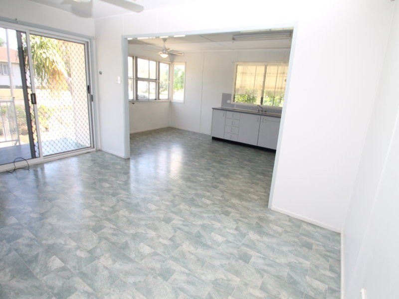 2 Callide Crescent, Barney Point QLD 4680