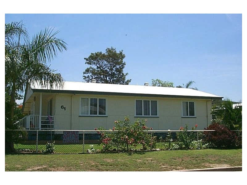 2 Callide Crescent, Barney Point QLD 4680