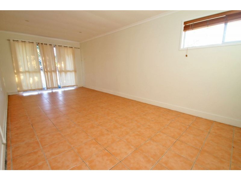 20 Finchley Street, Telina QLD 4680