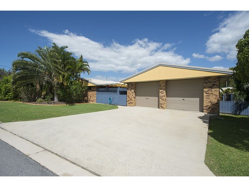 2 Sovereign Court, Clinton QLD 4680