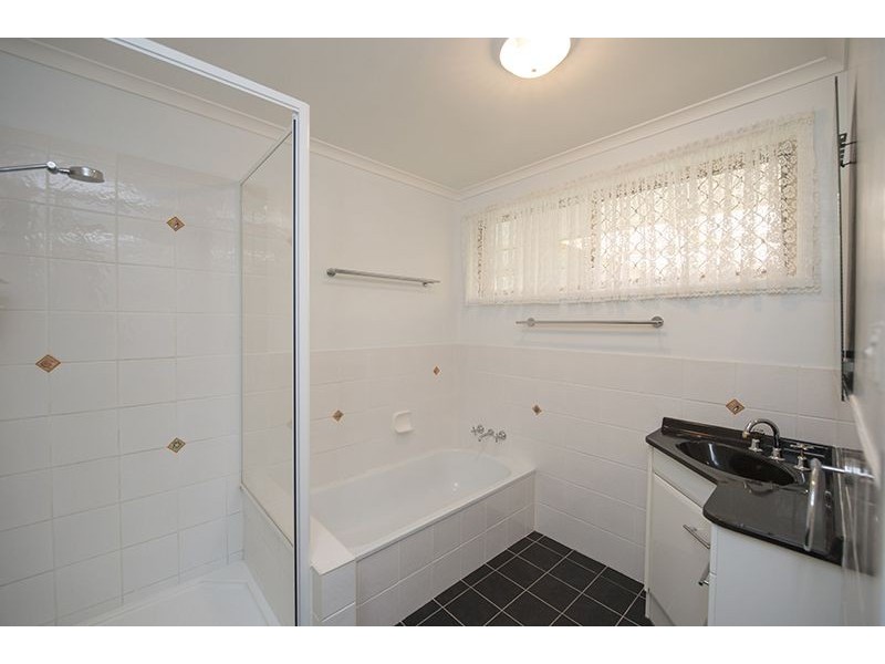 2 Sovereign Court, Clinton QLD 4680