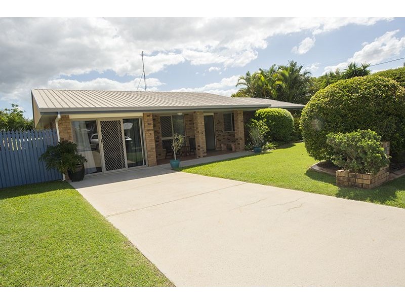2 Sovereign Court, Clinton QLD 4680