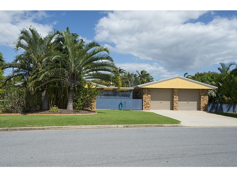 2 Sovereign Court, Clinton QLD 4680