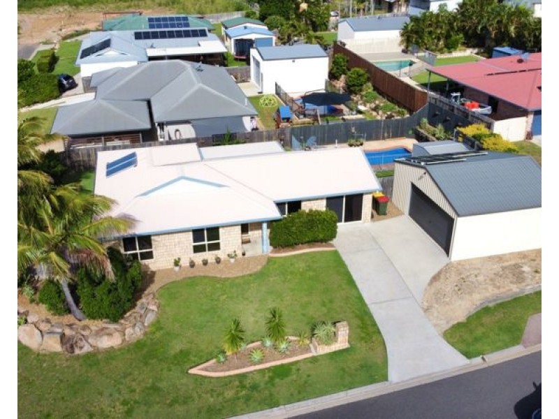 13 Michel Place, Telina QLD 4680