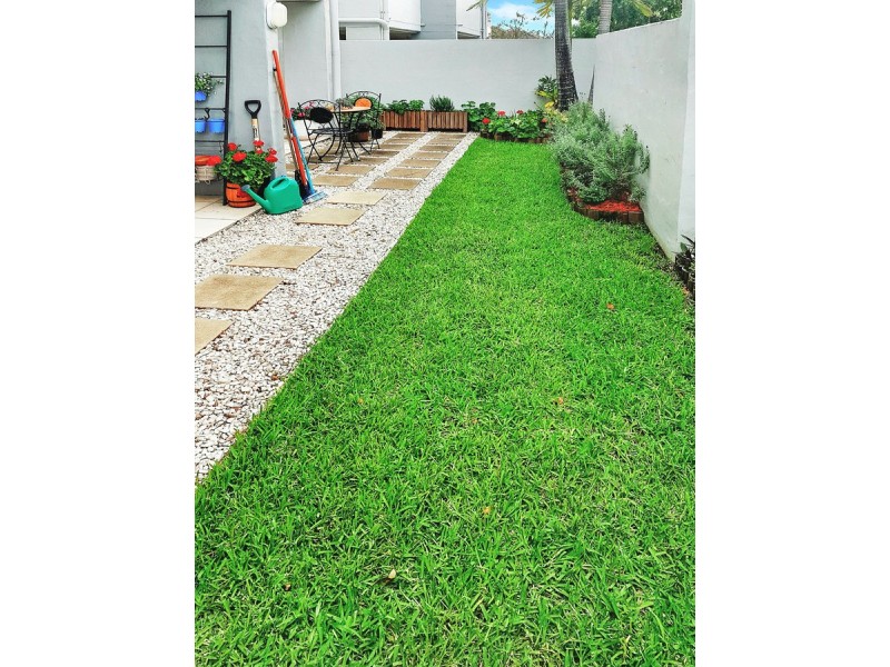 3/8 Mascar Street, Upper Mount Gravatt QLD 4122