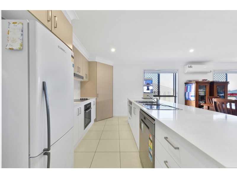 11 Mariette Street, Harristown QLD 4350