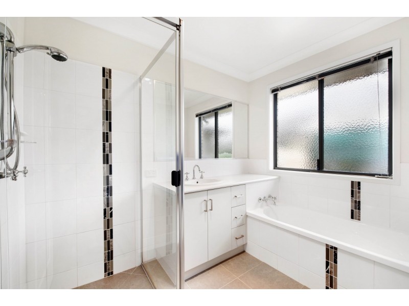 36 Barambah Street, Glenvale QLD 4350