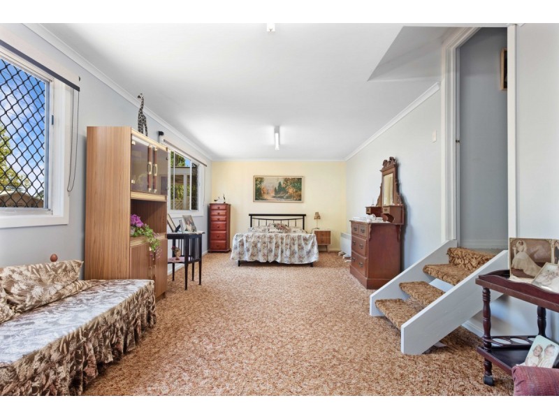 266 Geddes Street, Centenary Heights QLD 4350