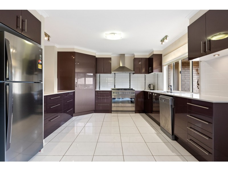 11 Panorama Crescent, Gowrie Junction QLD 4352