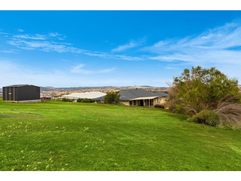 11 Panorama Crescent, Gowrie Junction QLD 4352