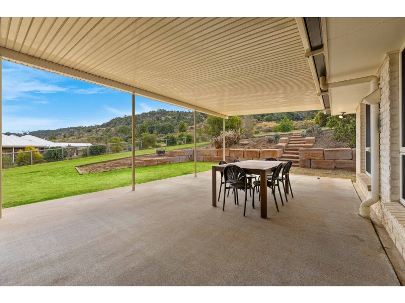 11 Panorama Crescent, Gowrie Junction QLD 4352