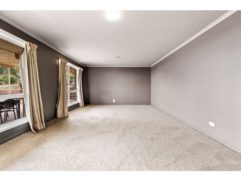 11 Panorama Crescent, Gowrie Junction QLD 4352