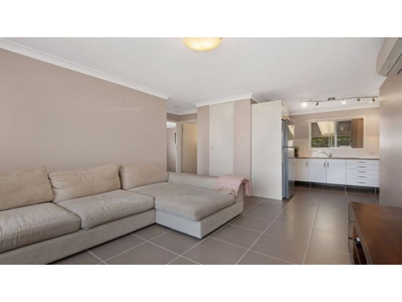 1/2 Doncaster Street, Newtown QLD 4350
