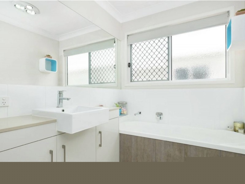 2/85 North Street, Harlaxton QLD 4350