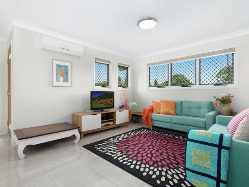 2/85 North Street, Harlaxton QLD 4350