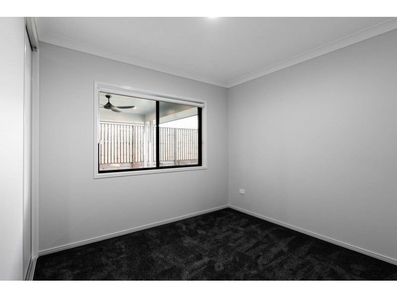 4 Fullbrook Avenue, Highfields QLD 4352