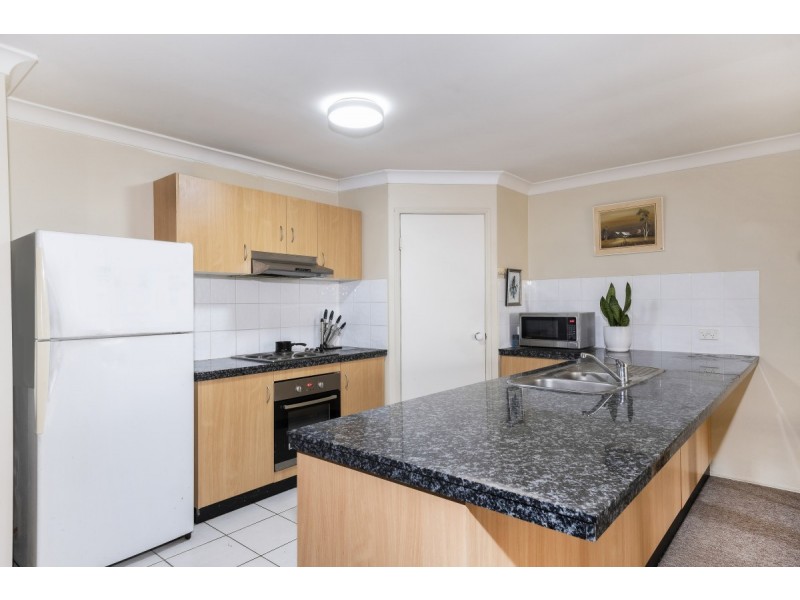 9 McShane Drive, Mount Kynoch QLD 4350