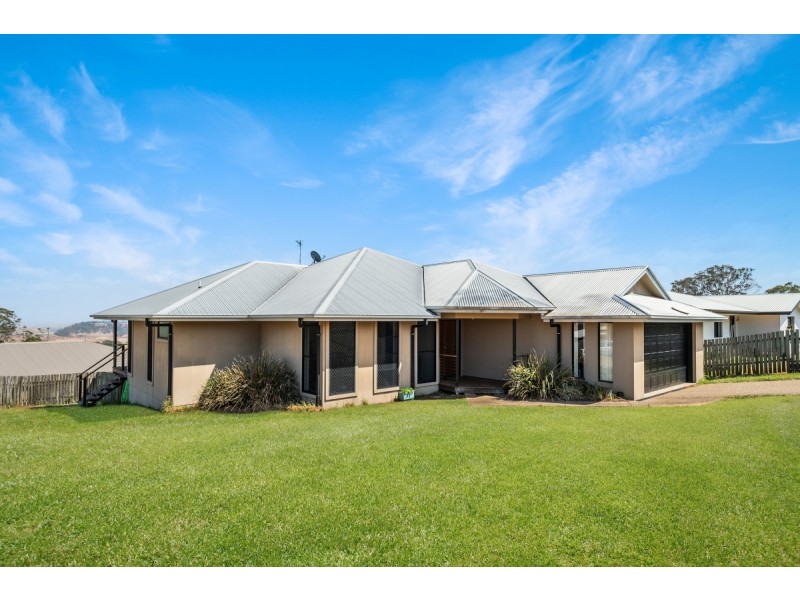 9 McShane Drive, Mount Kynoch QLD 4350