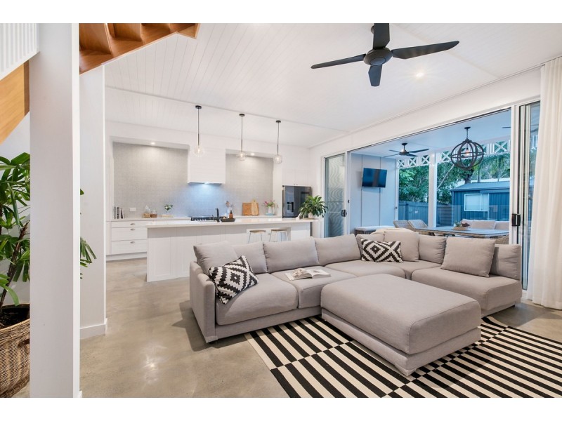 39 Bryce Street, Moffat Beach QLD 4551