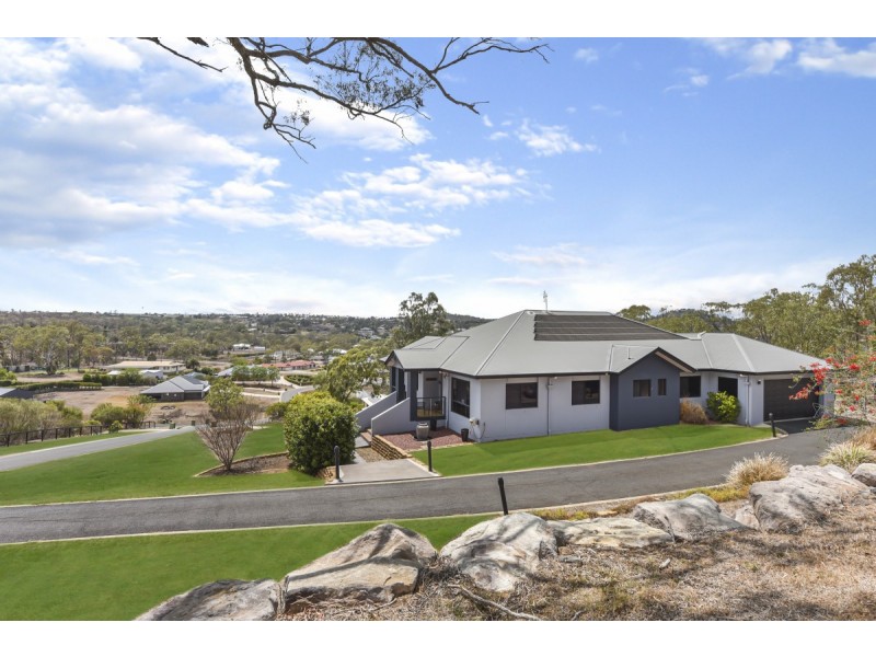 1 Karingal Court, Glenvale QLD 4350