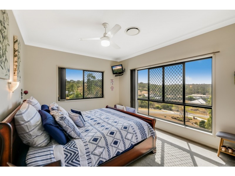 1 Karingal Court, Glenvale QLD 4350