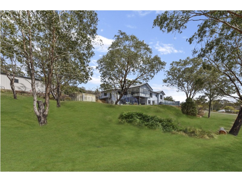 1 Karingal Court, Glenvale QLD 4350