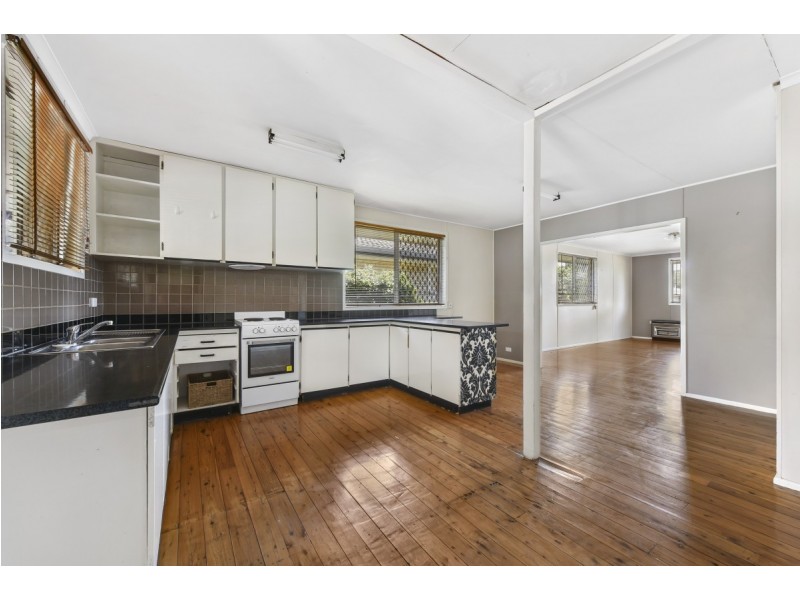 169 Ramsay Street, Centenary Heights QLD 4350