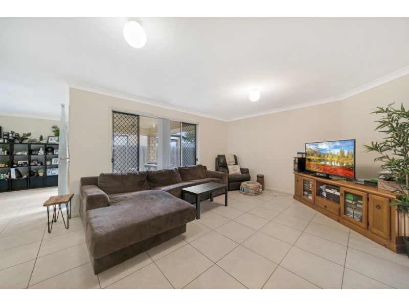 4 Zachary Court, Hillcrest QLD 4118
