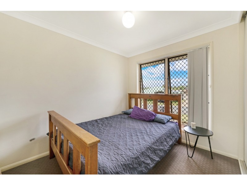 4 Zachary Court, Hillcrest QLD 4118