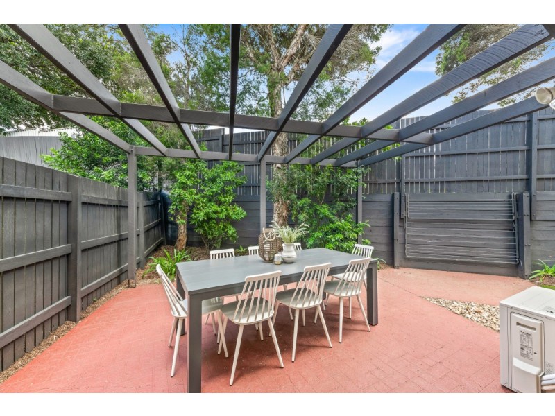 20/279 Mackenzie Street, Centenary Heights QLD 4350