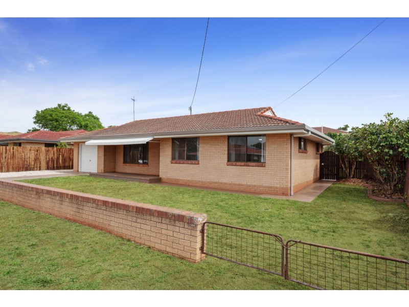 18 Panda Street, Harristown QLD 4350