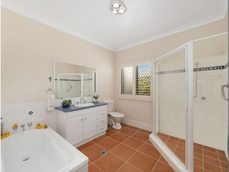 8 Motee Court, Highfields QLD 4352