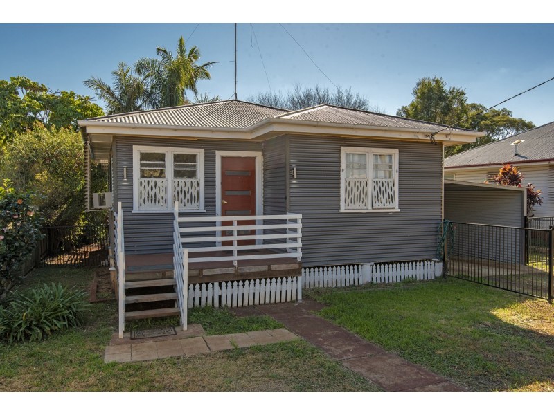 47 Weetwood Street, Newtown QLD 4350