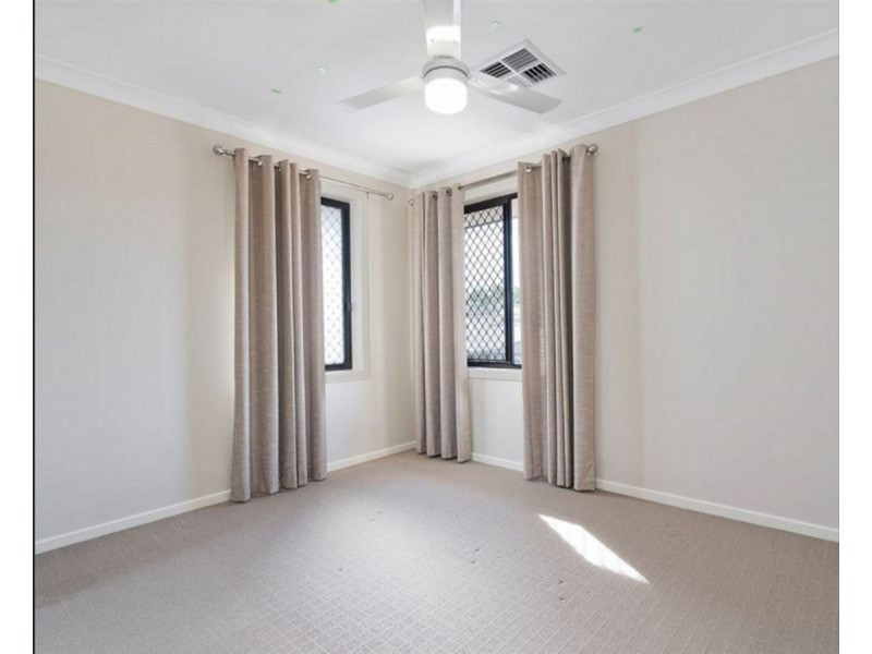 11 Mount Kaputar Avenue, Fitzgibbon QLD 4018