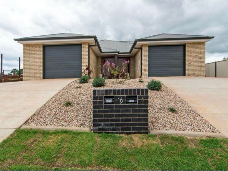 2/16 Tempest Drive, Glenvale QLD 4350