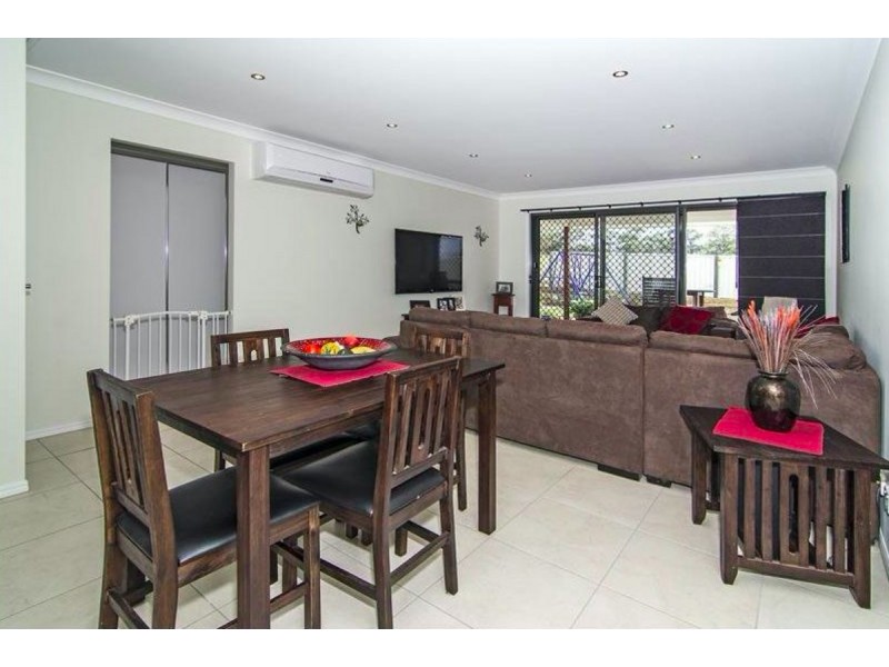 2/16 Tempest Drive, Glenvale QLD 4350