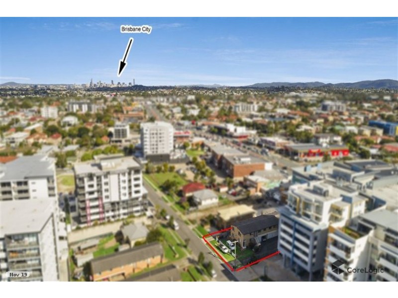 11 Thomas Street, Chermside QLD 4032