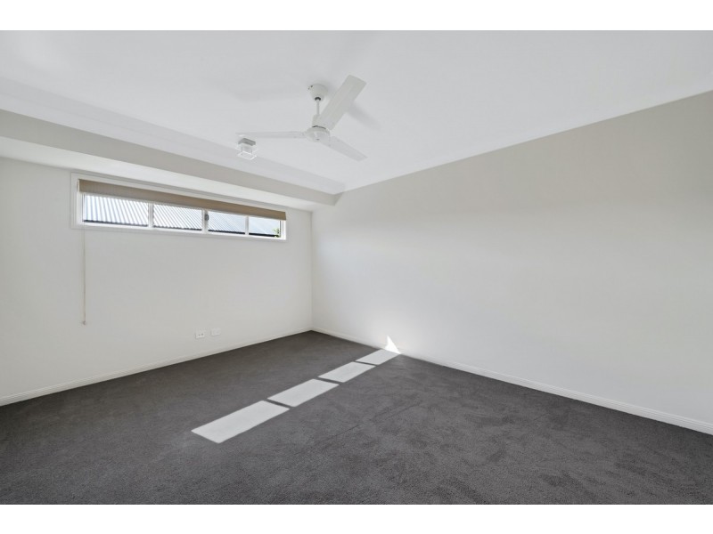 112 Brisbane Road, Warner QLD 4500