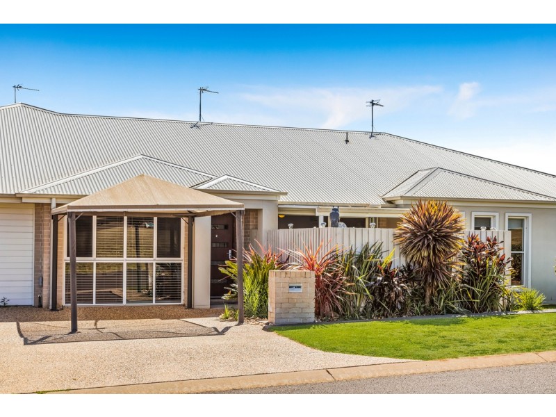 2/77 Platz Street, Darling Heights QLD 4350