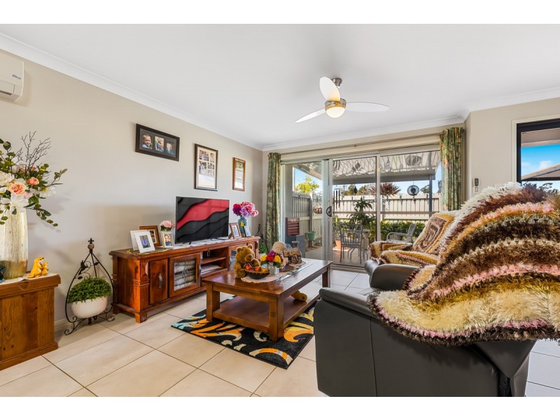 2/77 Platz Street, Darling Heights QLD 4350