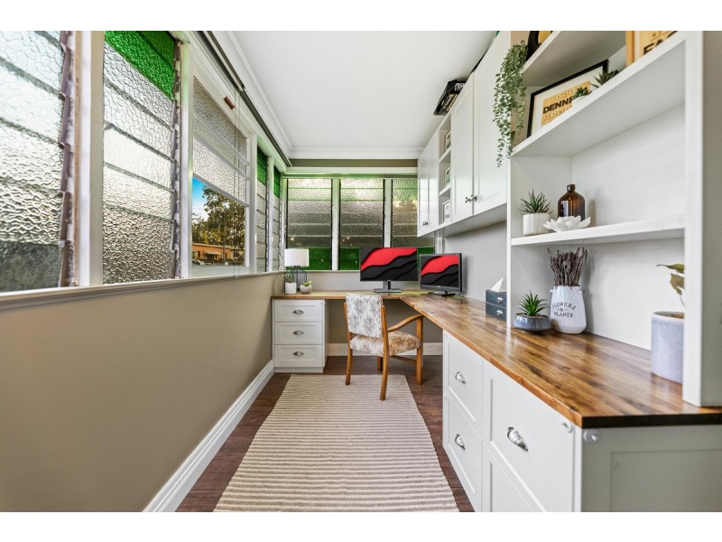 5 Wombyra Street, Newtown QLD 4350