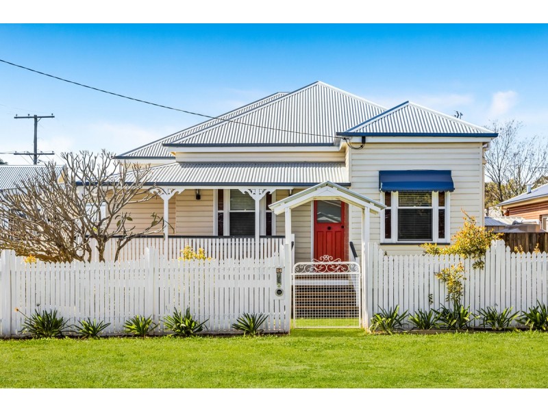 24 Ranfurly Street, Newtown QLD 4350