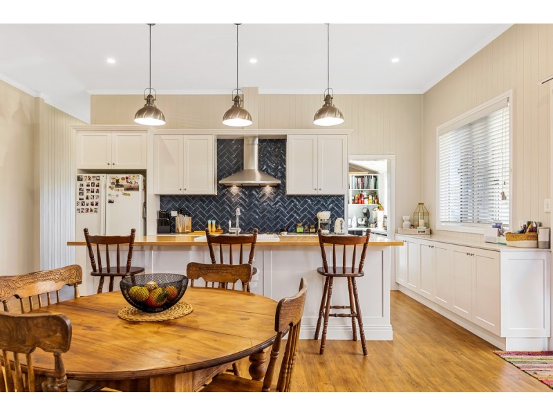 24 Ranfurly Street, Newtown QLD 4350