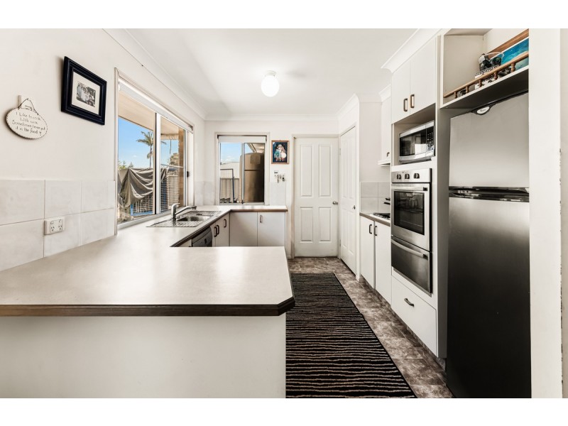 18 Gouldson Drive, Kearneys Spring QLD 4350