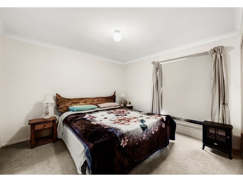 18 Gouldson Drive, Kearneys Spring QLD 4350