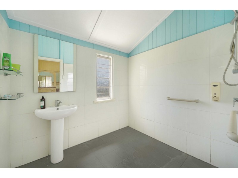 12 Moorak Street, Taringa QLD 4068