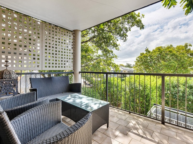 2/45 Harold Street, Holland Park QLD 4121