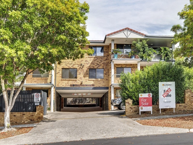 2/45 Harold Street, Holland Park QLD 4121